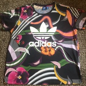 Adidas T-shirt